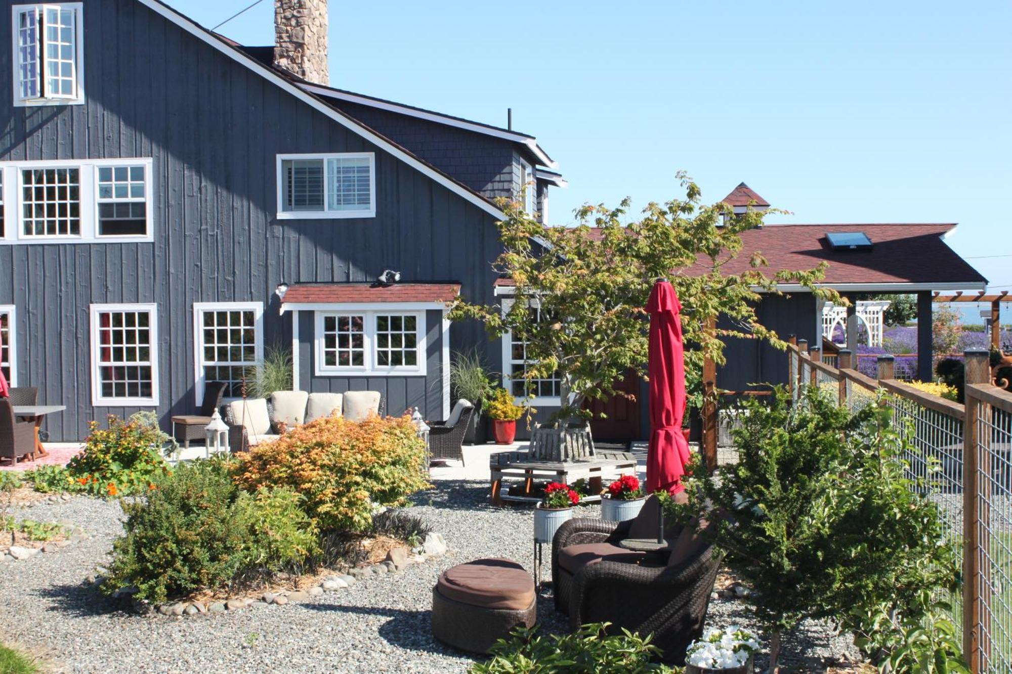 Dungeness Barn House Bed And Breakfast At Two Crows Farm Sequim Ngoại thất bức ảnh